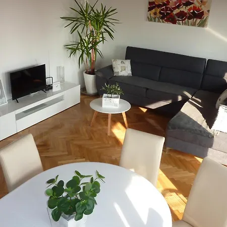 Apartment Laguna